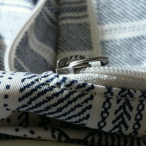 Coach Natural Straw White Dogleash Large Hobo Bag - Picture 8 of 8